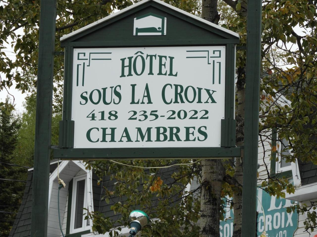 Hotel Sous La Croix 152725 Tadoussac Exterior photo